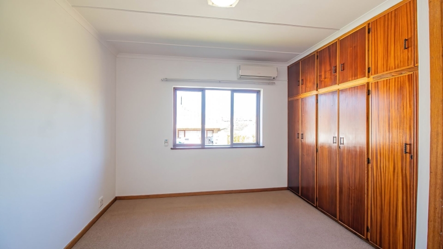 3 Bedroom Property for Sale in Beacon Bay Eastern Cape